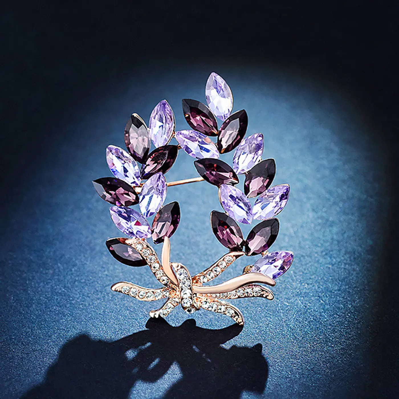 1PC Women's European and American Fashion Trend Leaf Flower Art Crystal brooch Fashion Dressing Banquet Party Festival Gift