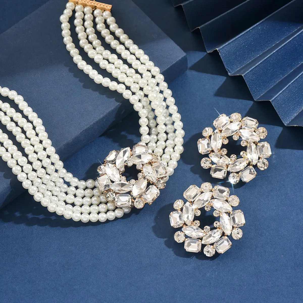 Ladies' Design Pearl Geometry Set Series Necklace Earrings Jewelry Set Wedding Party Festival Gift
