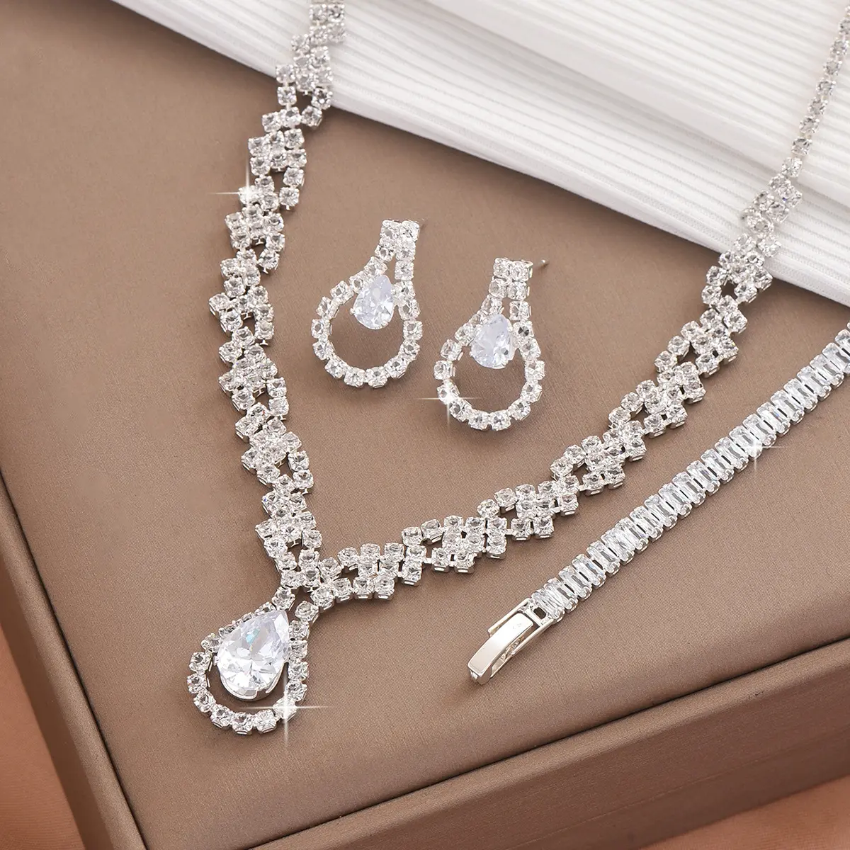 3/4PC Women's Fashion Claw Chain Charm Earrings Necklace Bracelet Jewelry Set Wedding Banquet Party Holiday Gift