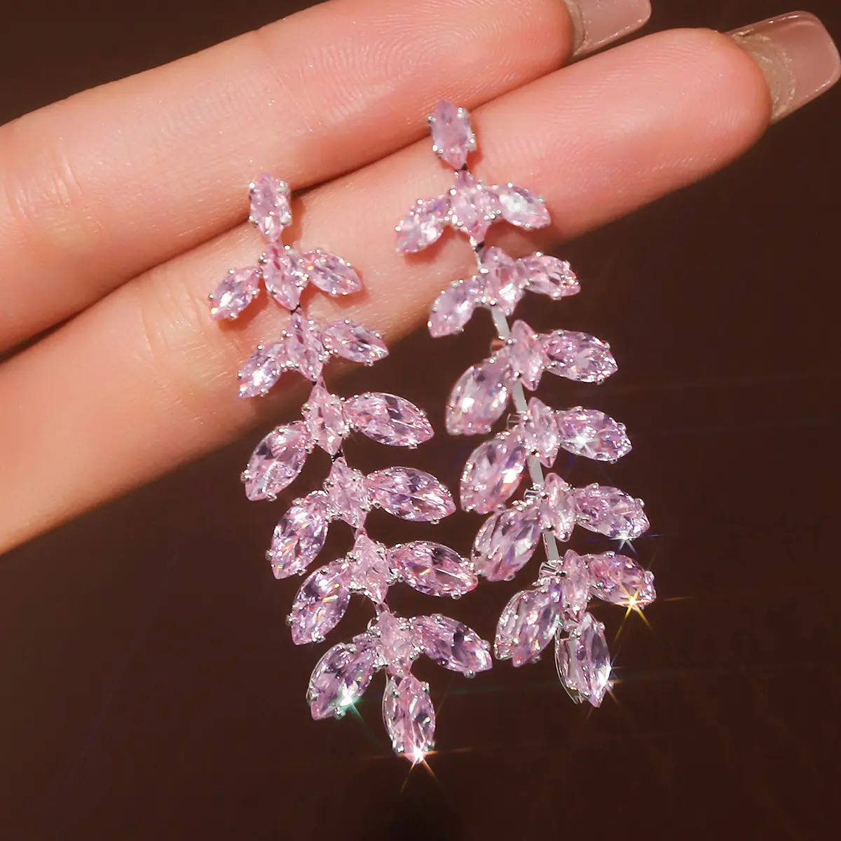 2PC Women's Fashion Leaf Water Drop Design Earrings and Jewelry Accessories, Casual Simple and Elegant Ear Accessories