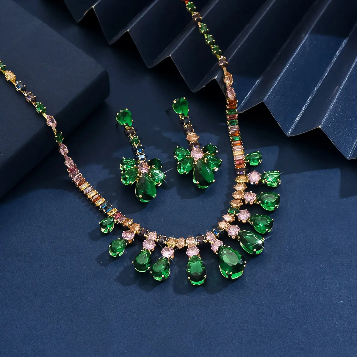 3PC Women's Fashion Zircon Green Water Drop Necklace Earrings and Jewelry Set, Suitable for Wedding, Party, and Festival Gifts