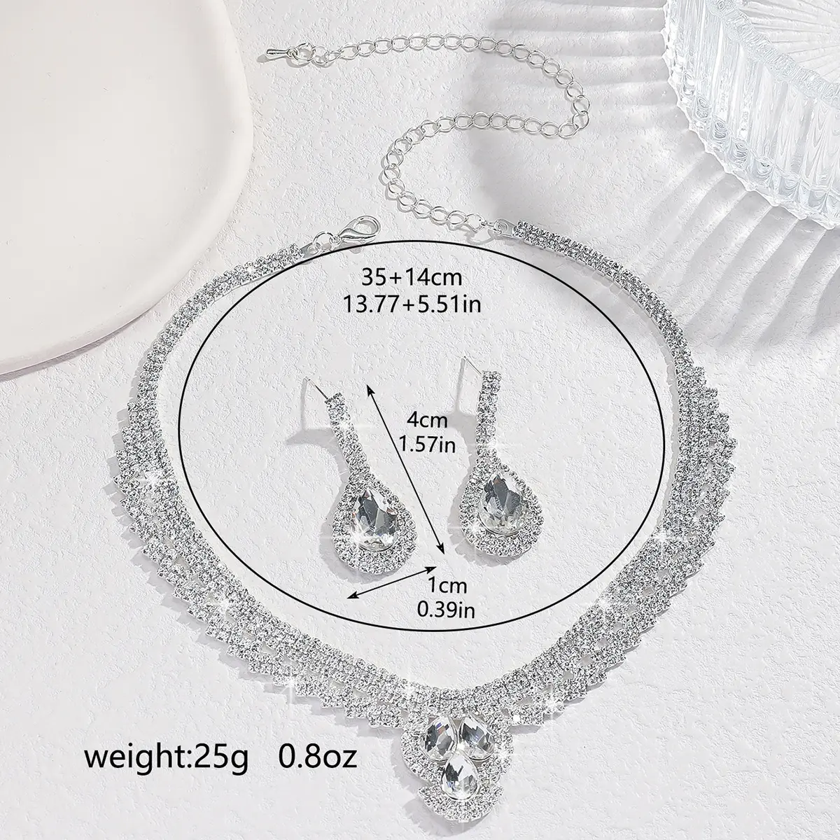 3 Women's Fashion Jewelry Set Geometric Necklace Earrings Jewelry Set Suitable for Party and Holiday Gifts