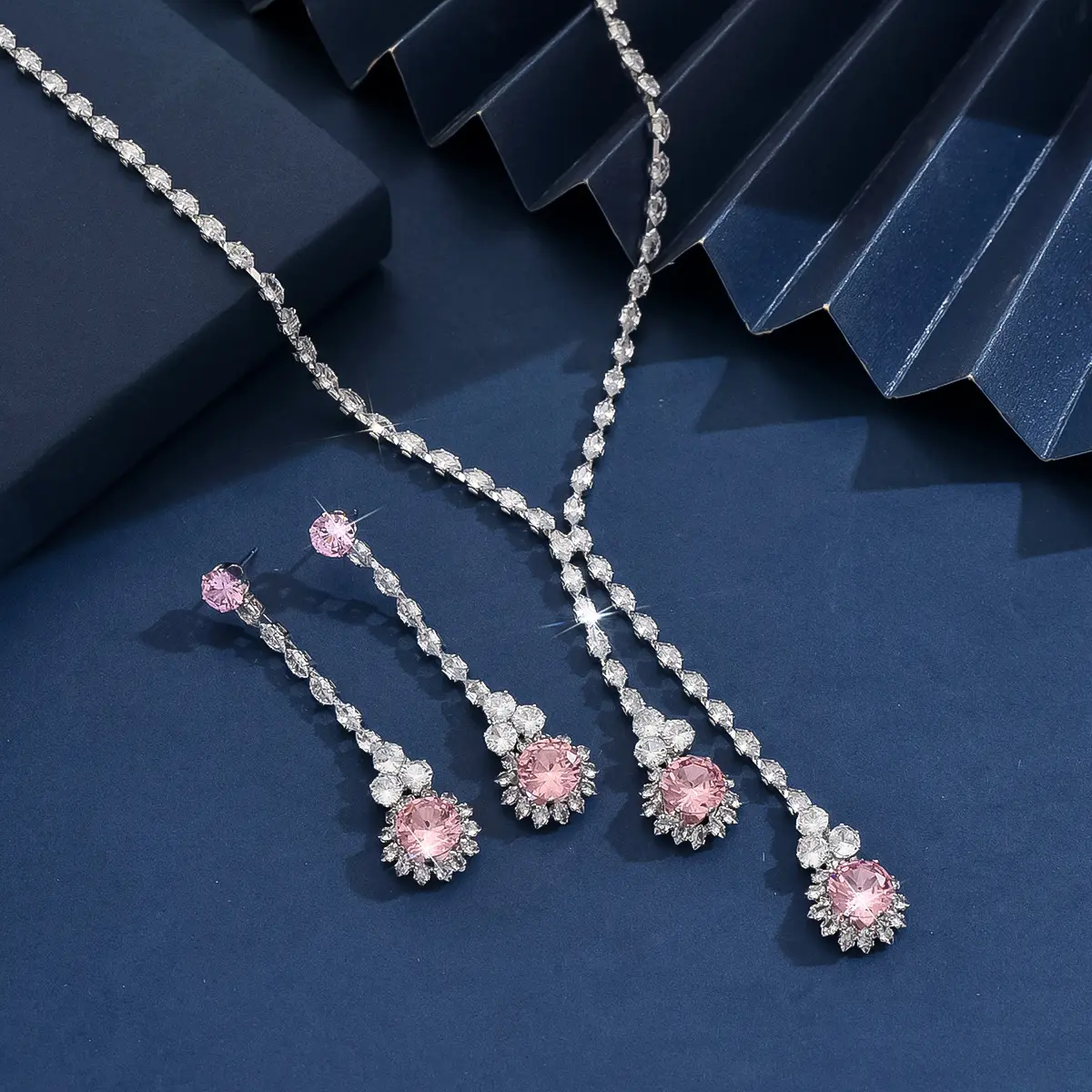 3PC Women's Fashion Zircon Series Pink Flower Necklace Earrings Jewelry Set Suitable for Wedding, Party, Festival Gifts-8582