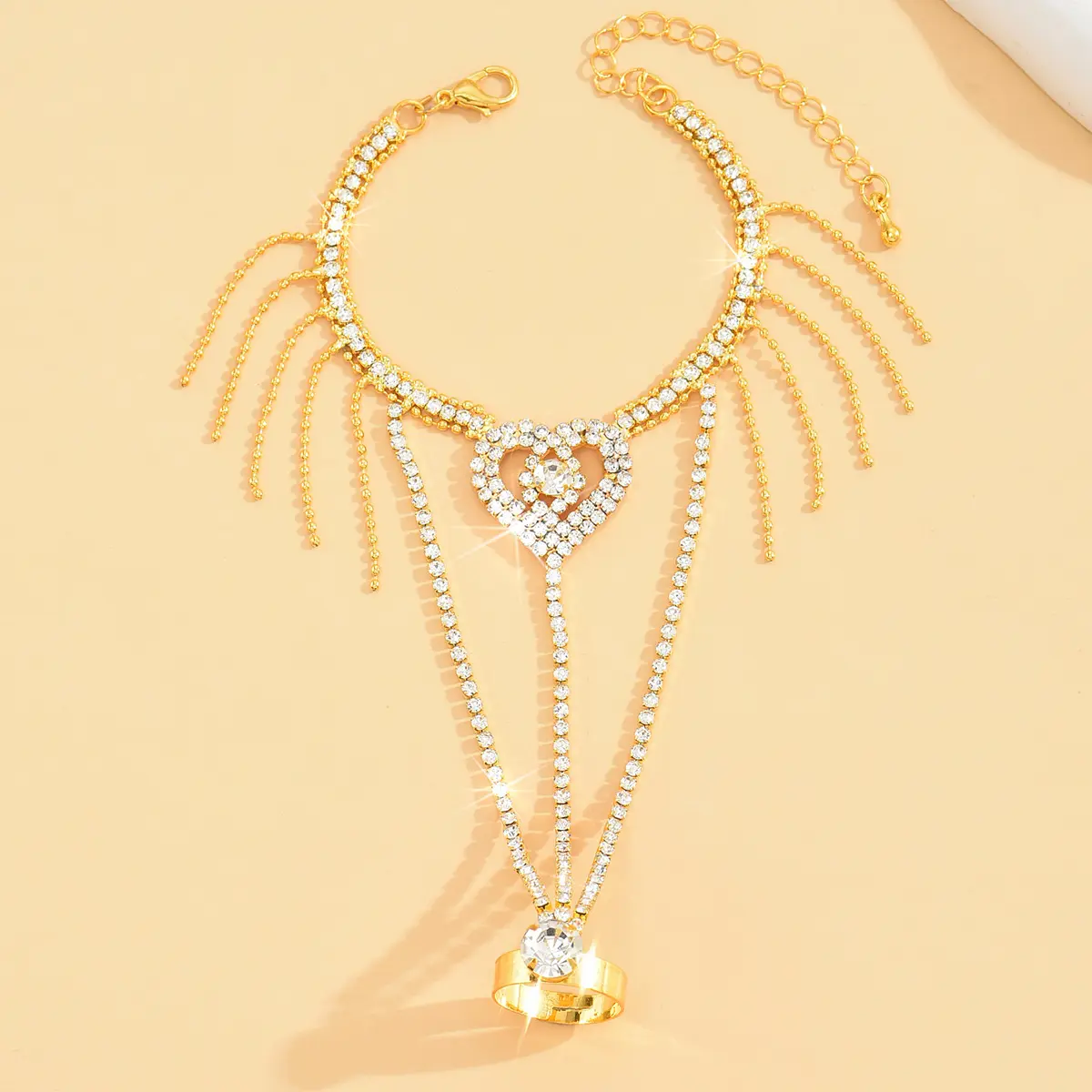Women's Fashion Trendy Claw Chain Series Peach Heart tassel Bracelet Suitable for Party, Travel, Party, Festival Gifts