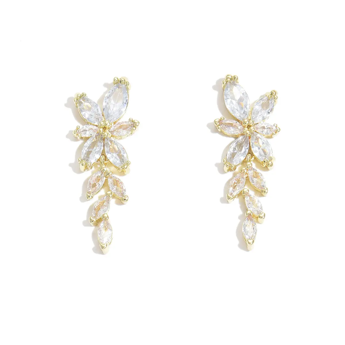 Ladies' fashionable design, leaf drop earrings, jewelry accessories suitable for dates, parties, holidays, gifts