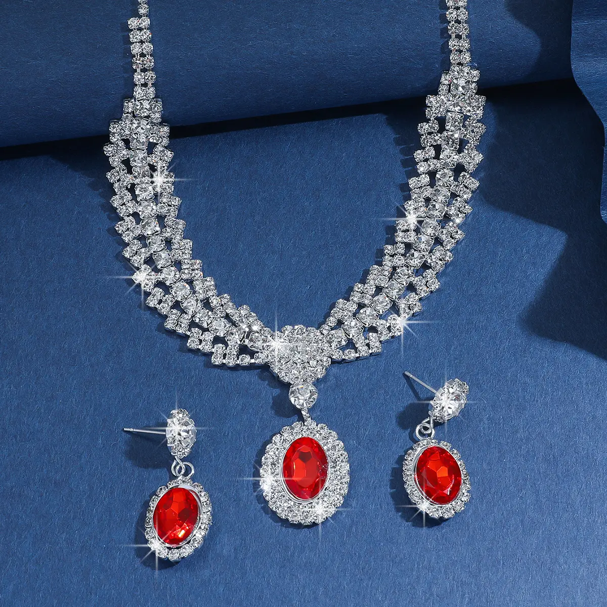 3PC Women's Fashion Water Diamond Geometric Round Necklace Earrings Jewelry Set Wedding Banquet Party Holiday Gift