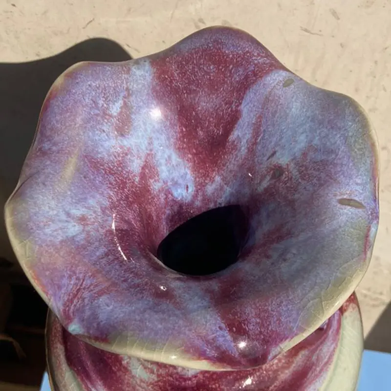 Two ears lotus mouth vase Ceramic vase ornamental vase Jun porcelain has ice cracks open pieces of under-glaze bubbles