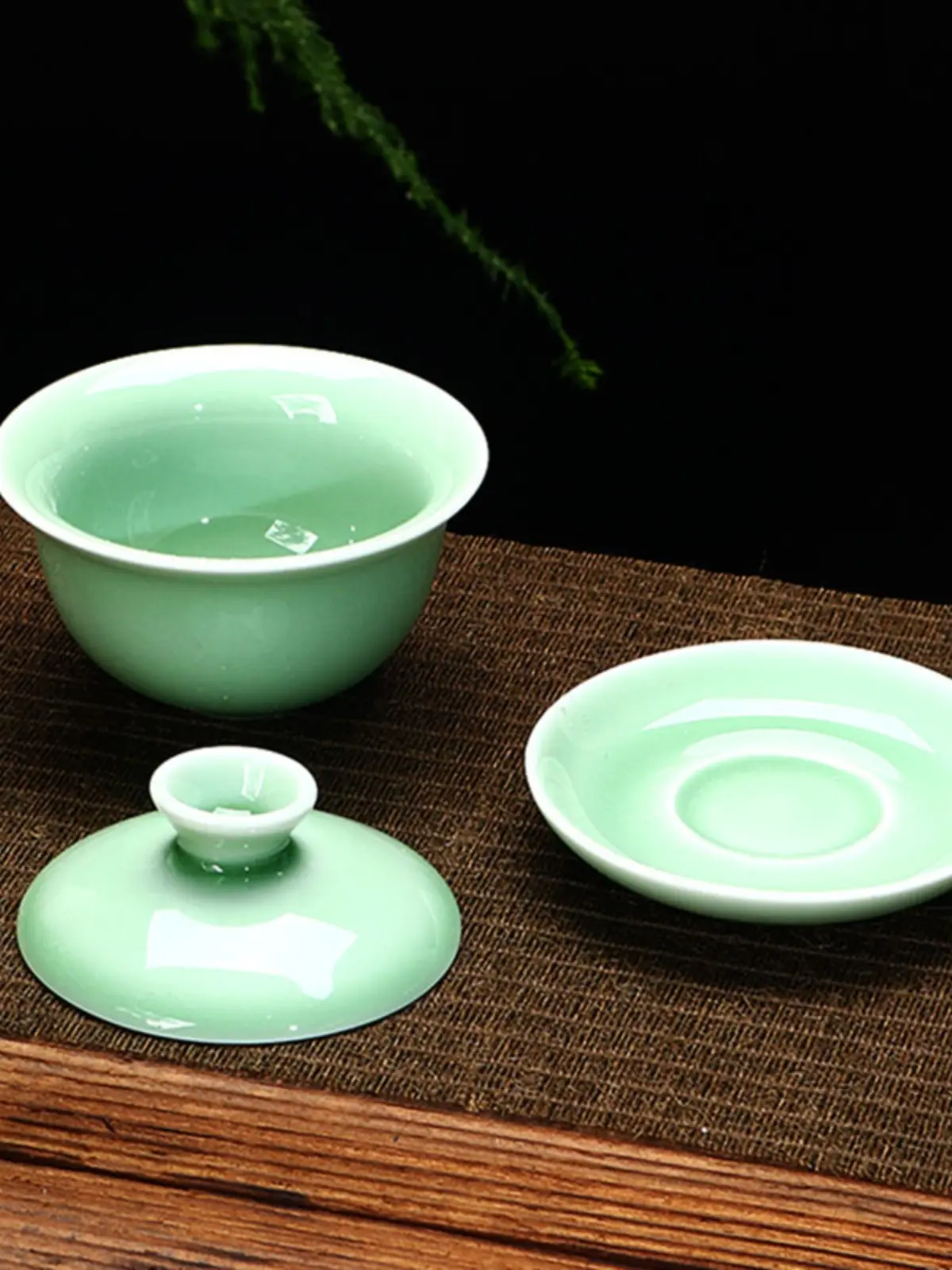 120ML Celadon kung fu tea set suit tureen fish cup tea ceremony six gentlemen longquan celadon three-cai bowl single for home