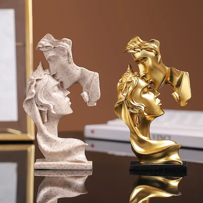 Lovers Statue Craft Sculpture Mini Resin Lovers Statue Figurine Kissing Posture Model Craft Sculpture Ornament Home Decor