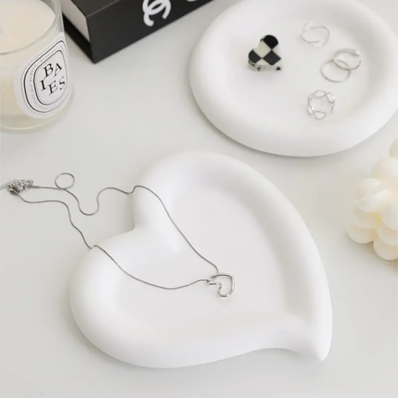 Fashion Photo Props Simple Photography Background Popular Jewelry Earrings Bracelets Gift Shoot Accessories Heart-shaped Tray