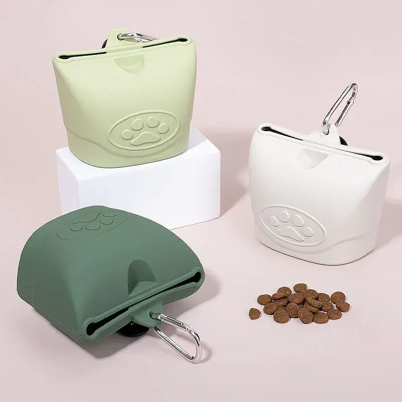 Silicone Dog Treat Pouch,Clip on Portable Training Container,Convenient Magnetic Buckle Closing and Waist Clip,Portable Training