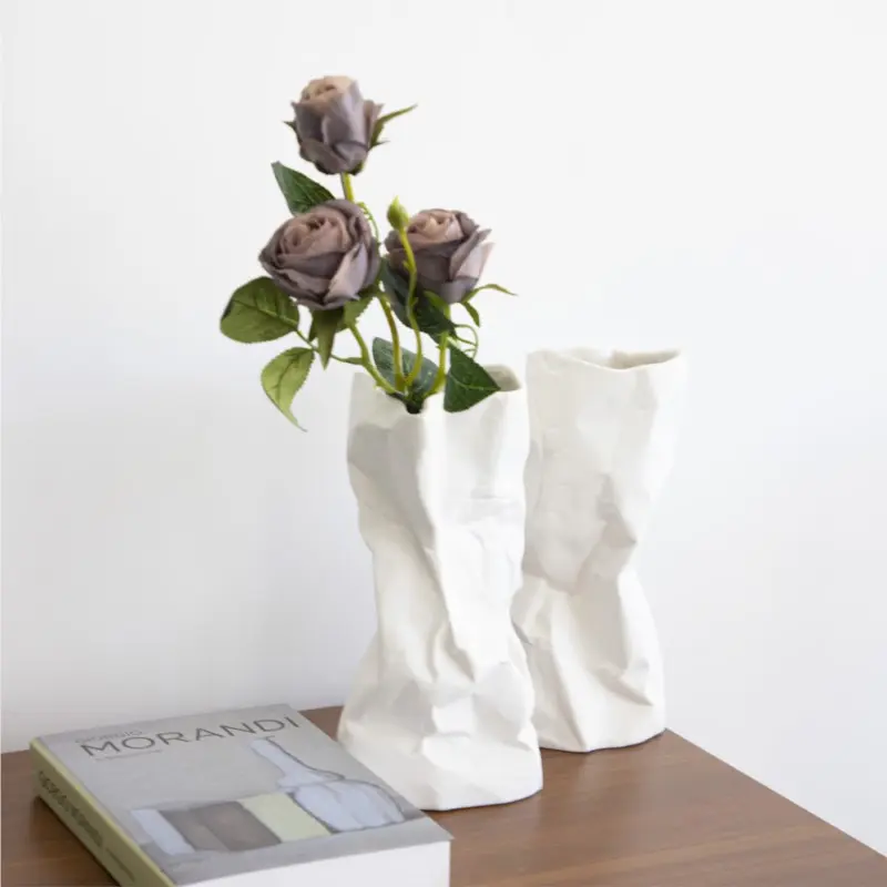 Nordic Ceramic Vase Creative Vase with Dried Flowers Living Room Decoration Flowers Hydroponic Vase Home Decoration Accessories