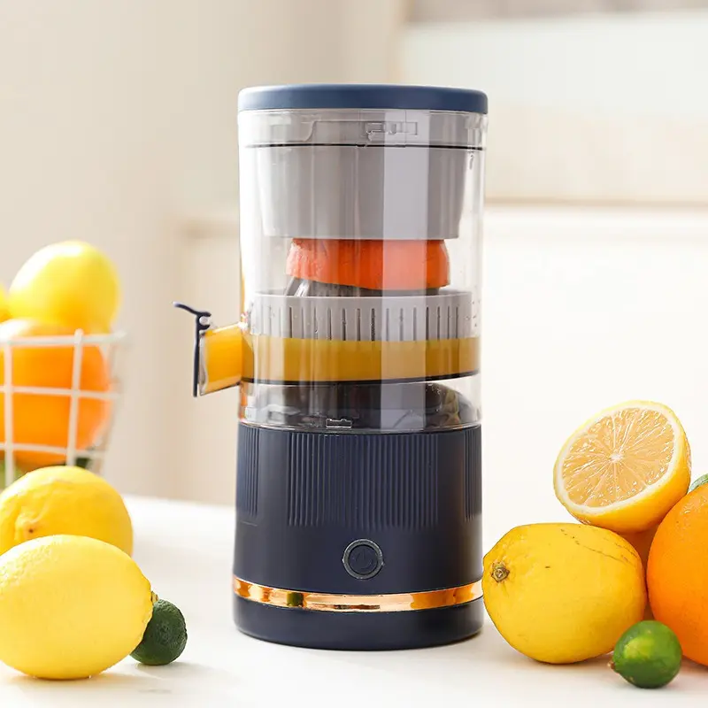 Portable Household Juicer Juice Extractor Juice Separating Extractor USB Charging Fruit Juice Extractor Multi-functional Juicer