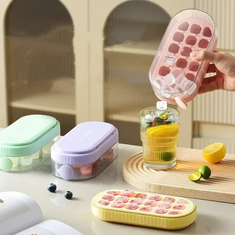 Ice Mold with Lid 18 Grid Food-grade Silicone Soft Bottom Ice Mould Ice Storage Container Ice-making Box Kitchen Accessories
