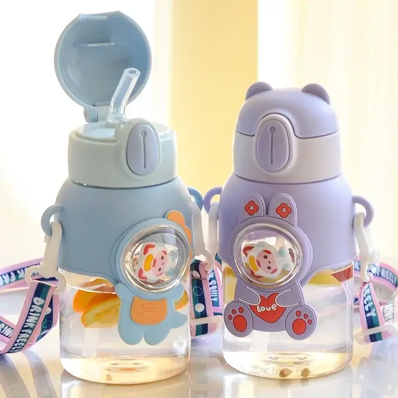 600ML Children's Straw Cup Plastic Drinking Cup with Adjustable Shoulder Strap Cartoon Student Portable Leak Proof Space Bottle