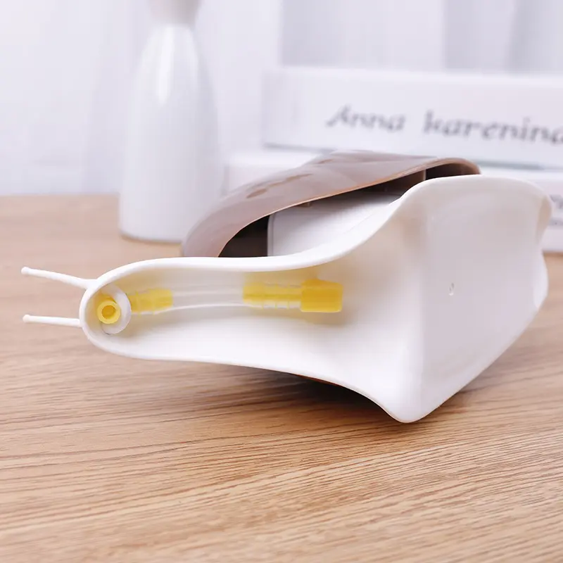 Refillable Snail Liquid Soap Dispenser Press Type Storage Facial Cleanser Bottle Shampoo Shower Gel Hand Wash Bottle for Kids