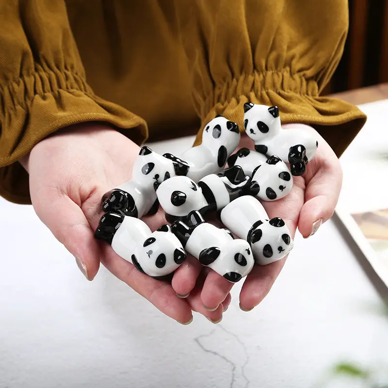 Ceramic Creative Chopsticks Rack Chopsticks Holder Home Dining Table Decors Small Ornaments Hotel Restaurant Table Pen Shelf