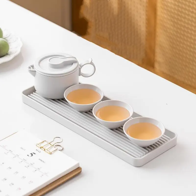 Portable Travel Tea Set White Plastic Kung Fu Teapot Teacup Outdoor Anti-fall Drinkware Household Office Party Drinking Utensil