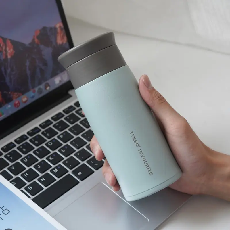 304 Stainless Steel Thermos Cup Frosted Water Bottle Portable Insulated Bottle Coffee Cups Travel Car Home Water Cup Tableware
