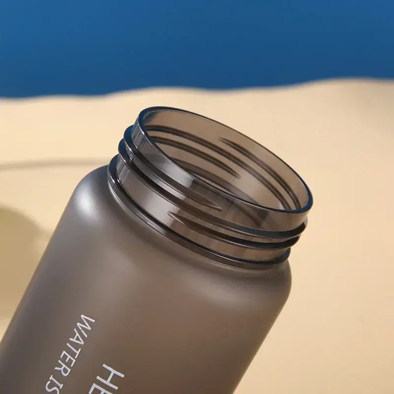 Sports Water Bottle with Bounce Cover Leak Proof Plastic Drinking Bottle Portable Gym Travel Climbing Drinkware Cold Drink Cup