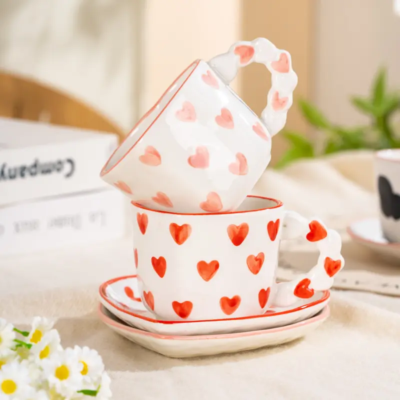 Novelty Hand Painted Coffee Tea Cup Creative Heart Cup Ceramics Milk Cups Porcelain Coffee Cups Wholesale Tableware Cups Gift