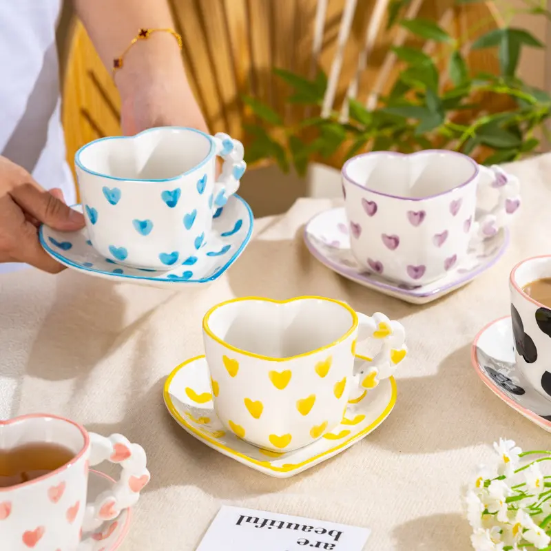 Novelty Hand Painted Coffee Tea Cup Creative Heart Cup Ceramics Milk Cups Porcelain Coffee Cups Wholesale Tableware Cups Gift
