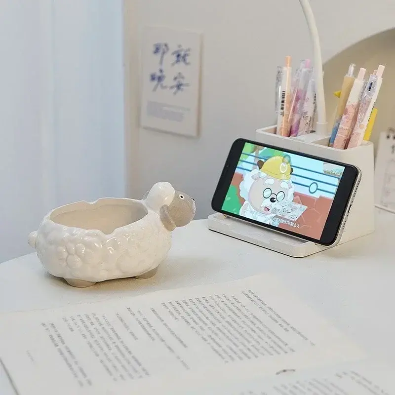 Ceramic Ashtray Living Room Anti Fly Ash Ashtray Creative Cute Personality Animal Home Decor Boyfriend Gift Table Decoration