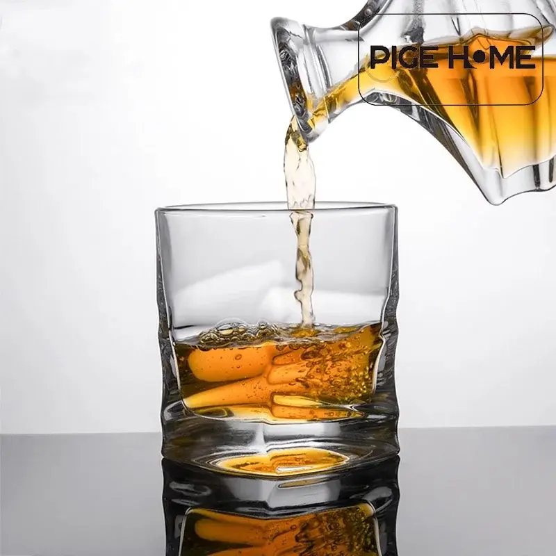 PIGE HOME 1/2/6Pcs Creative Crease Cocktail Glass Wine Cup for Gin Voldka Brandy European Style Whiskey Glass Set Bar Drinkware