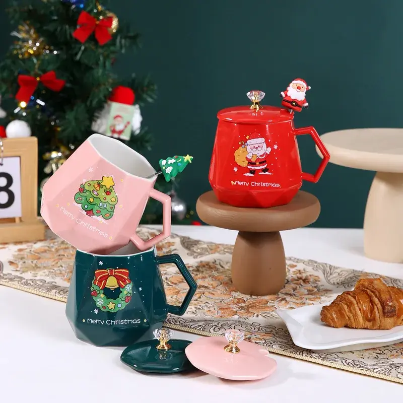 Christmas Mugs Ceramic Cup Water Tea Juice Coffee Milk Cup Santa Claus Elk Mug with Lid and Spoon Cup Creative Xmas Gifts Decor
