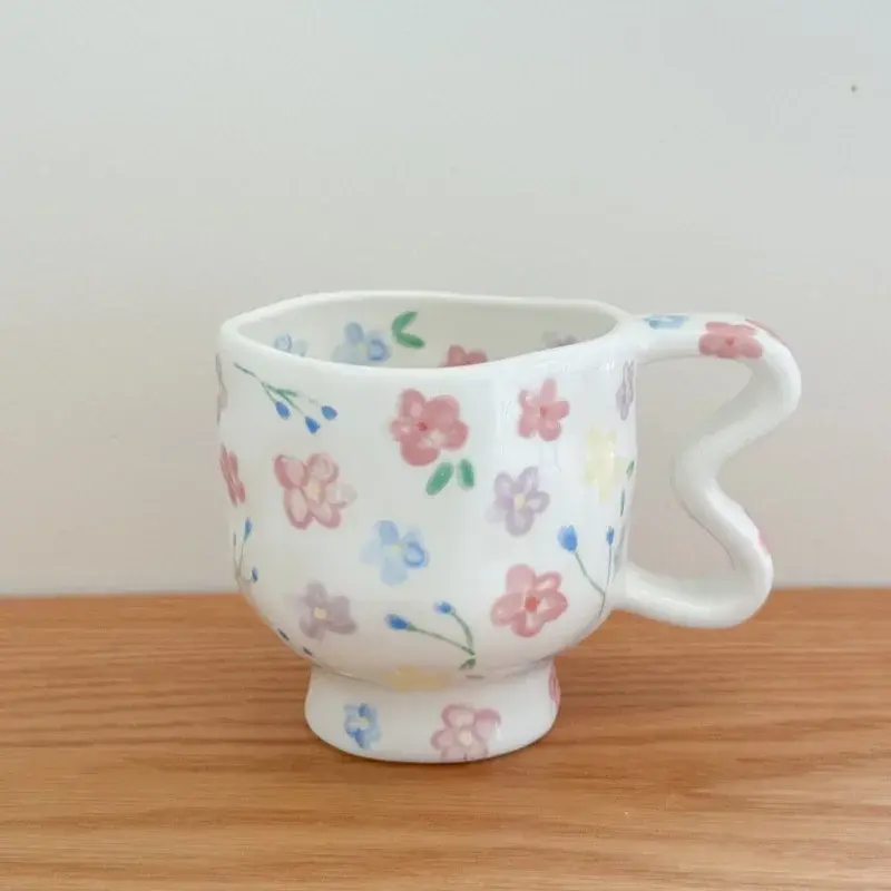 1Pcs Hand Painted Ceramic Mug Tulip Flower Pattern High Footed Cup Afternoon Tea Cups Coffee Juice Mugs Birthday Gifts Decor
