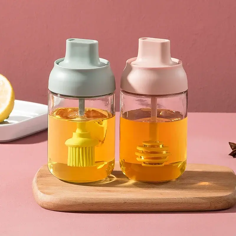 2pcs 250ML Oil Bottle Moisture-proof with Lid Spoon Pepper Jar Salt Shaker Combination Glass Kitchen Dining Seasoning Bottle