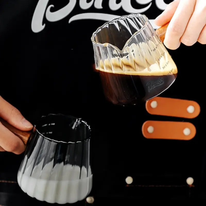 180ML Coffee Extraction Cup Glass with Wood Handle Single Mouth Heat Insulation Measuring Cup Espresso Cup Hexagon Milk Jug