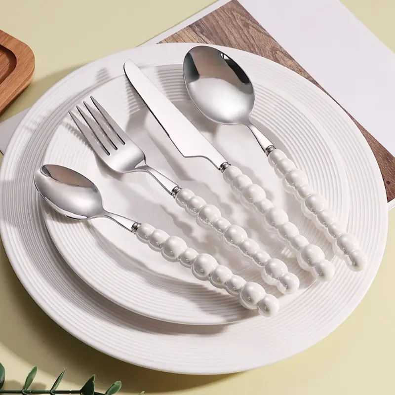 24-Piece Pearl Handle Stainless Steel Cutlery Luxury Forged Knife Fork Spoon Shell Spoon Kits Dessert Steak Dining Tableware