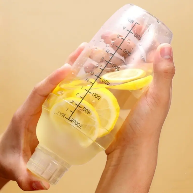 350ml/500ml/700ml/1000ml Plastic Cocktail Shaker Martini Hand Shaker Cup with Scales Milk Tea Wine Drink Shaker Mixer Bar Tools