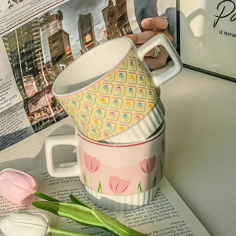 Tulip Flower Coffee Cup with Handle Ins Style Creative Couple for Girls Gift Cute Ceramic Mug Oatmea Breakfast Milk Wate Cup