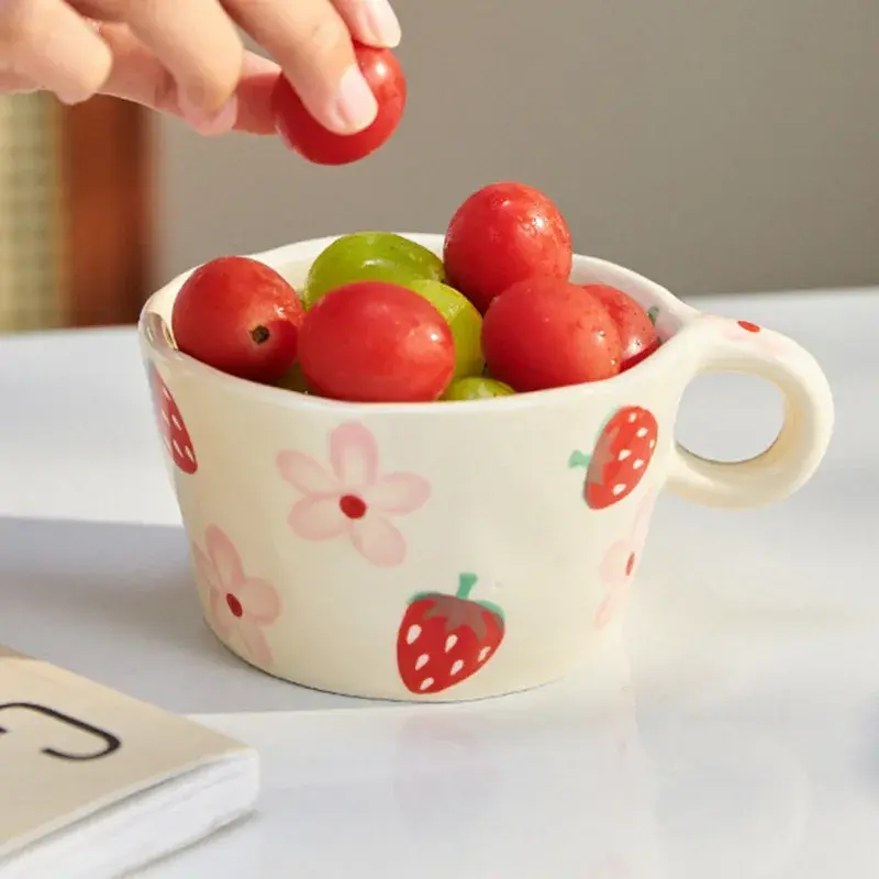 300ML Ceramic Mugs Hand Pinched Irregular Mug Hand-painted Strawberry Flower Coffee Cup Breakfast Milk Afternoon Tea Cup Gift
