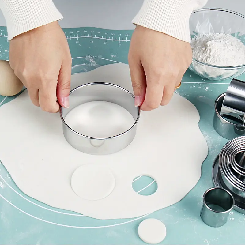 12pcs Round Biscuit Mold Stainless Steel Dumpling Skin Cutting Mould DIY Cake Pastry Baking Cutting Maker Tools Kitchen Gadgets