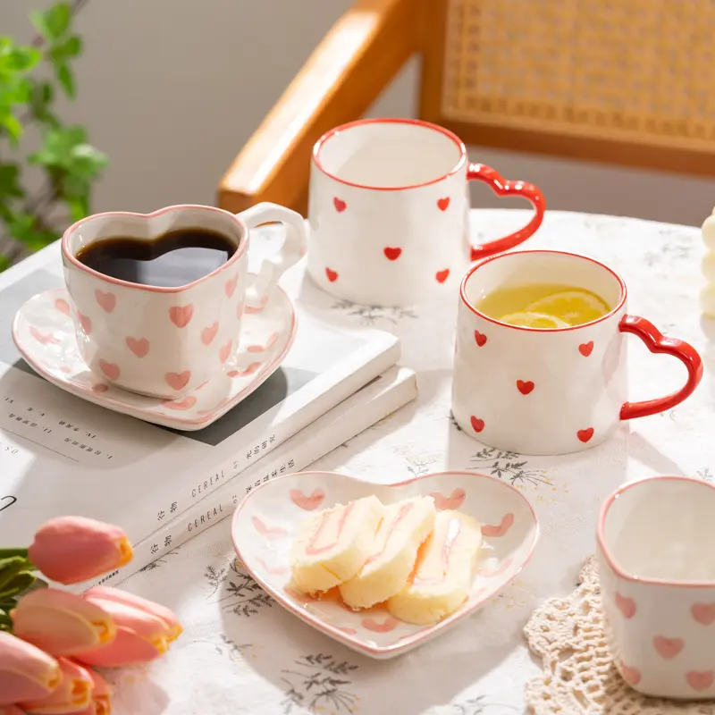 Novelty Hand Painted Love Mug Creative Heart Handle Water Cup Ceramic Milk Cup Lovely Pink Handmade Coffee Cup breakfast cup
