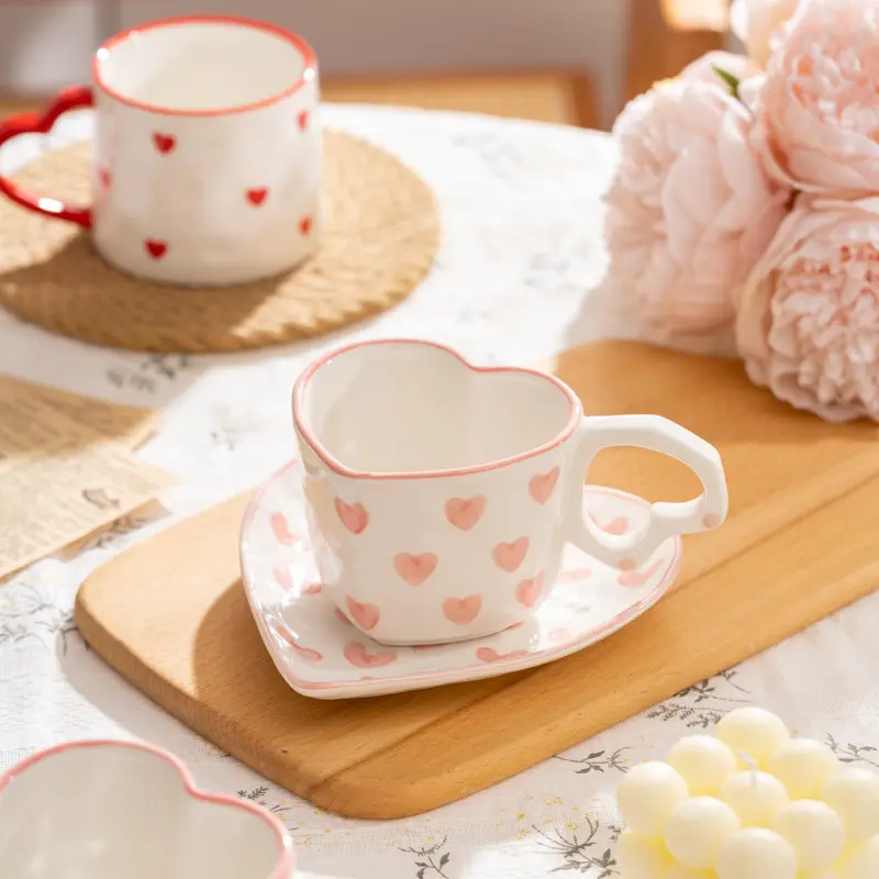 Novelty Hand Painted Love Mug Creative Heart Handle Water Cup Ceramic Milk Cup Lovely Pink Handmade Coffee Cup breakfast cup