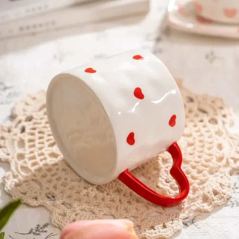 Cute INS style Ceramic Mug Creative Hand-Painted Love Heart Coffee Cup Couples Cup Breakfast Milk tea Mug Valentine's Day Gift