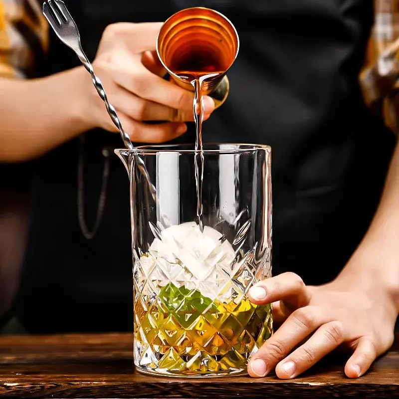 Whiskey Glass Cup 700ml Cocktail Shaker Professional Cocktail mixing cups Crystal Glass Stirring Cup Bartender Mixing Bar tool