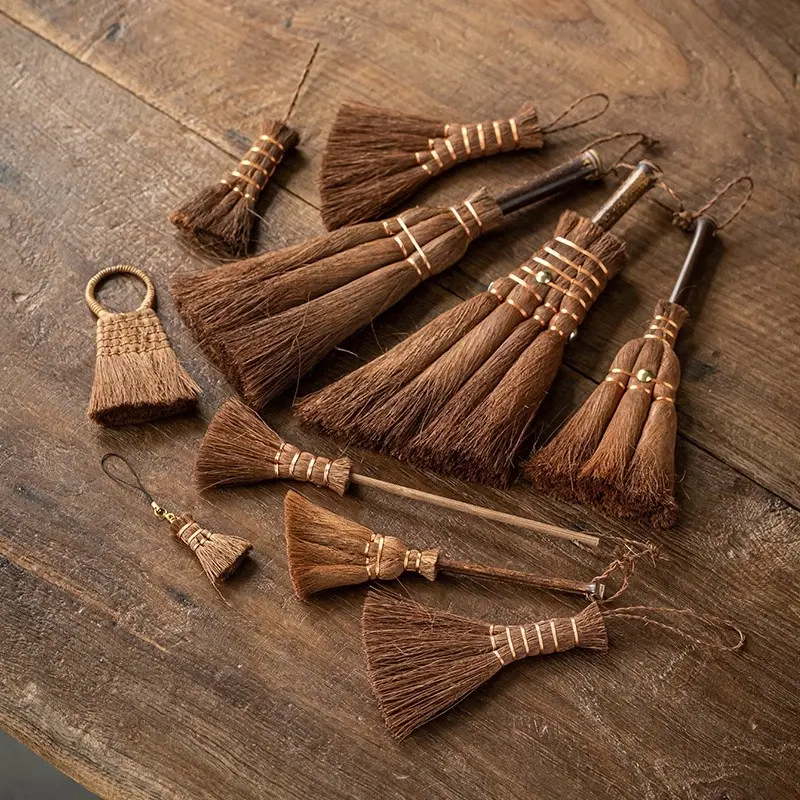 Retro Handmade Brown Hair Tea Brush Tea Set Cleaning Brush Plant Fiber Cleaning Tool Kung Fu Tray Cleaning Brush Tea Accessories