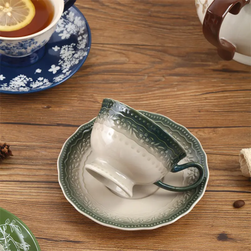 SOLECASA Coffee Cup and Saucer Set Elegant Retro Flower Ceramic Coffee Mug Afternoon Tea Cup and Saucer Romantic Teaware Sets