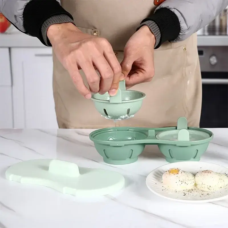 Microwave Oven Egg Poacher 2 Grid Plastic Egg Cooker with Lid  for Easy Boiled Eggs and Household Eggs Cooking Kitchen Gadgets