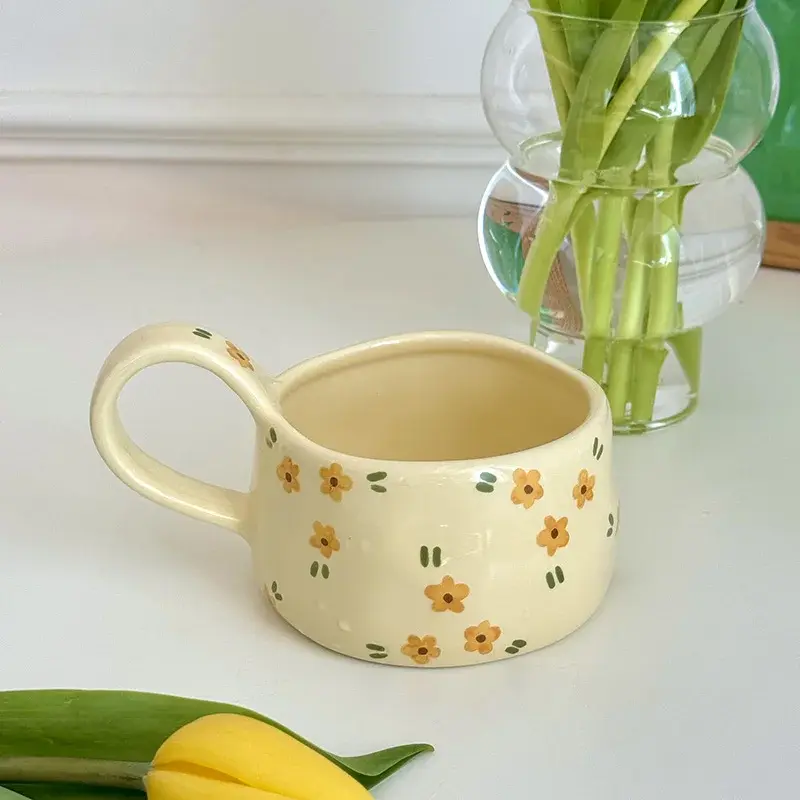 Cream yellow Ceramic Mug Korean Style Cute Flower Pattern Coffee Cup Hand Pinched Irregular Mug Breakfast Milk Tea Cups Watercup