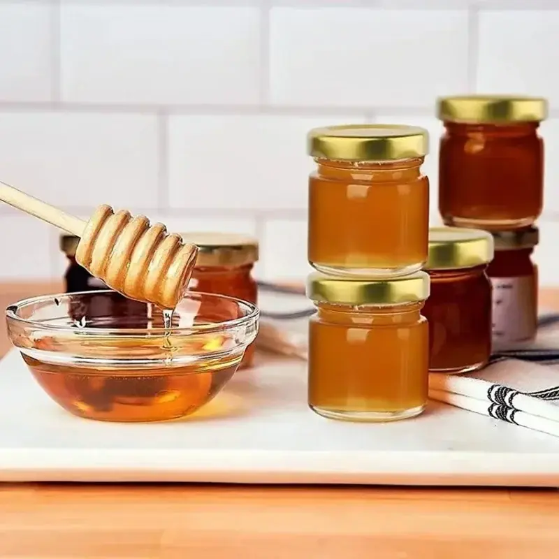 1.5Oz Sealed jar Hexagon Mini Glass Honey Jars with Bee Pendants,Jutes,Wood Dipper Jam Jars for Party Favors Wedding Baby Shower