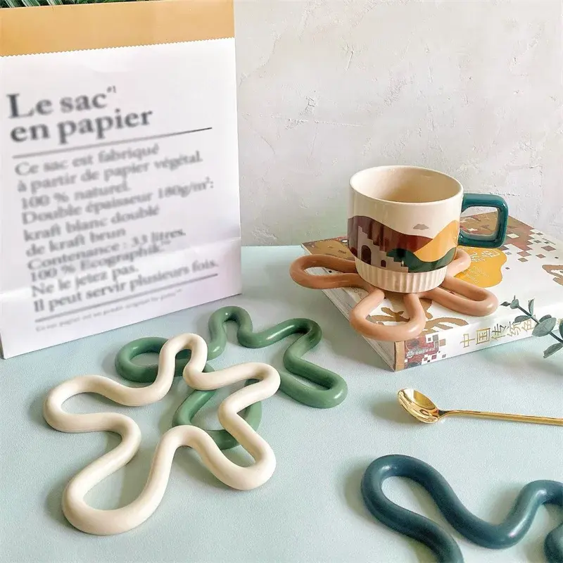 Irregular Silicone Table Mat Geometrical Heat Resistant Drink Cup Coasters Non-slip Pot Holder Placemat Kitchen Pan Pads