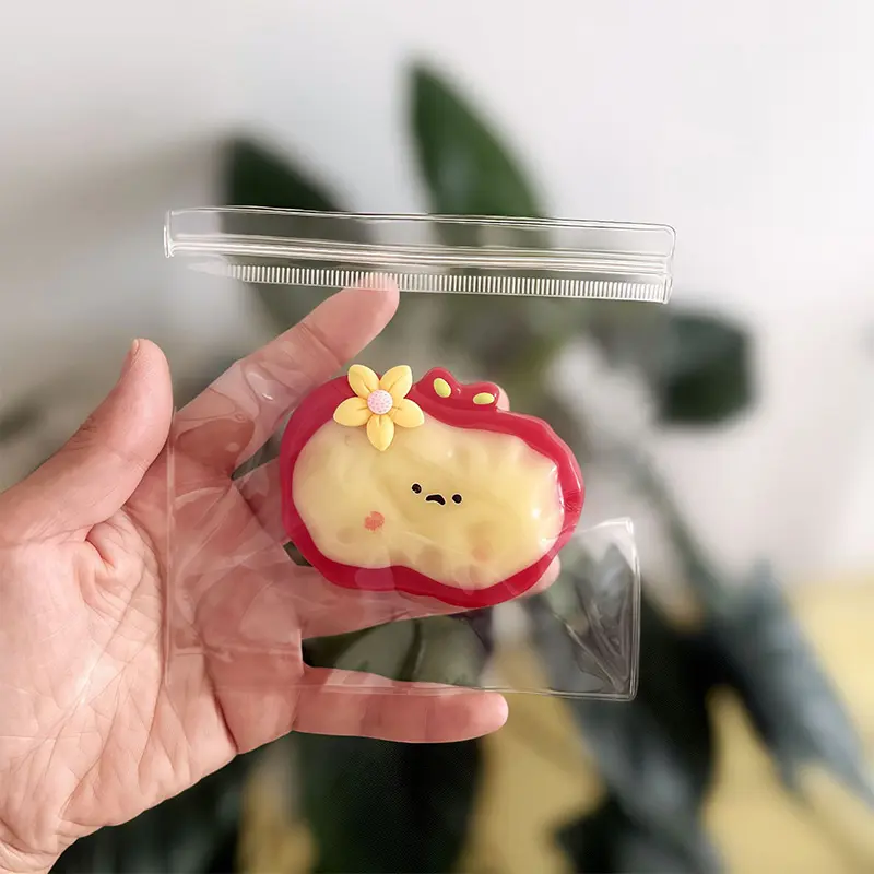 Fun Cute Cream Red Apple Pinching Slow Rebound Stress Relieving Crystal Mud for Children's Sensory Anxiety Relaxation Pinching