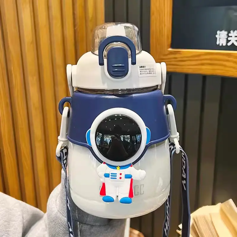 Kawaii Astronaut Space Water Bottle With 3D Stickers Straw BPA Free Cute 1300ml Large Plastic Juice Tea Gym Traval  Drink Bottle