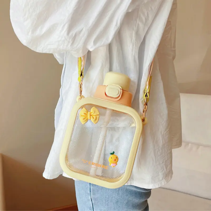 700ml Kawaii Flat Water Bottle With Straw Strap Plastic Milk Tea Juice Portable Drink Bottle Kettle BPA Free Gift For Girl Kids